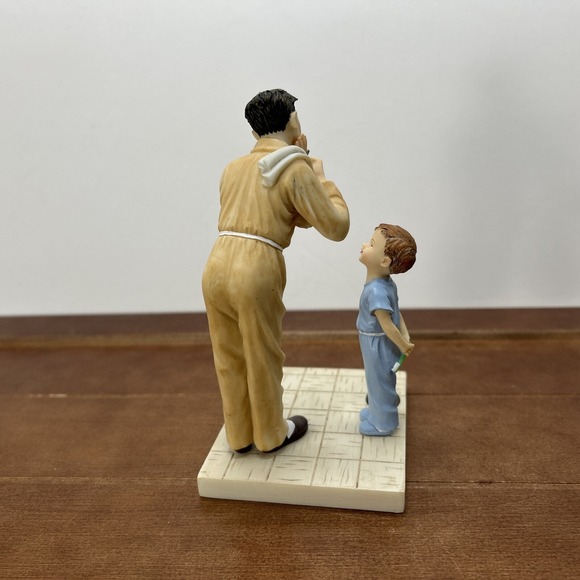 Norman Rockwell Collection Little Shaver 5.5" Figurine,‎ Islandia International - Picture 4 of 7
